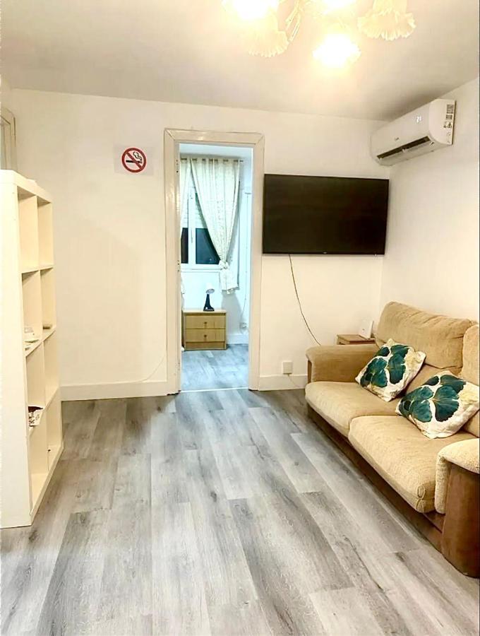 Bonito Apartamento. Estadio Wanda - Metro Sanblas Appartement Madrid Buitenkant foto